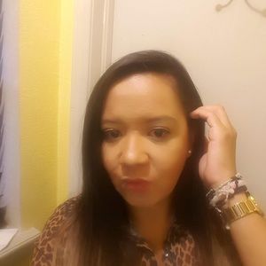 Meet your Posher, Marcia